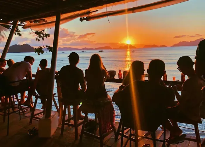 Outpost Beach Hostel El Nido